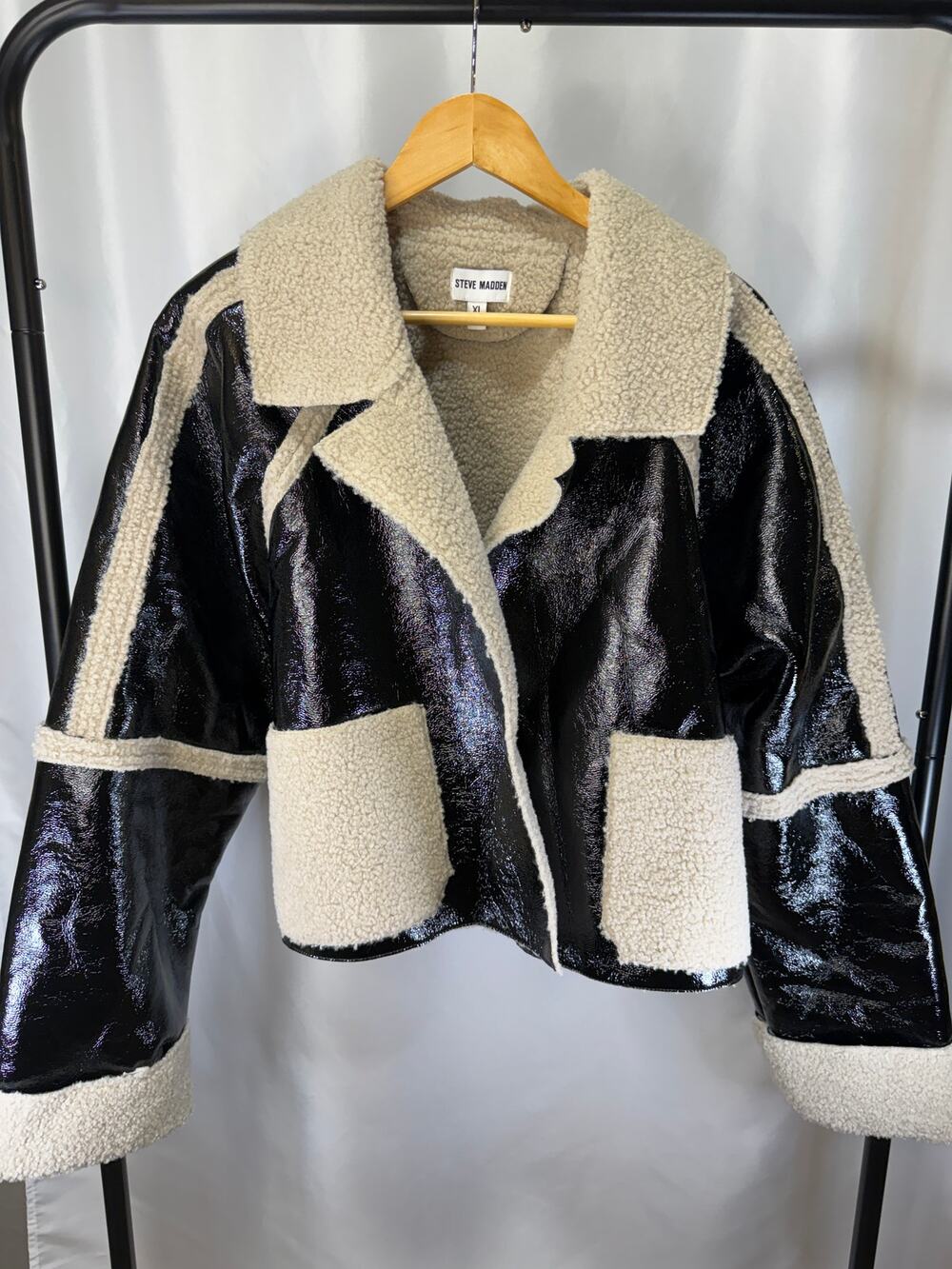Steve Madden Women’s XL Black Faux Leather Sherpa Teddy Cropped Jacket